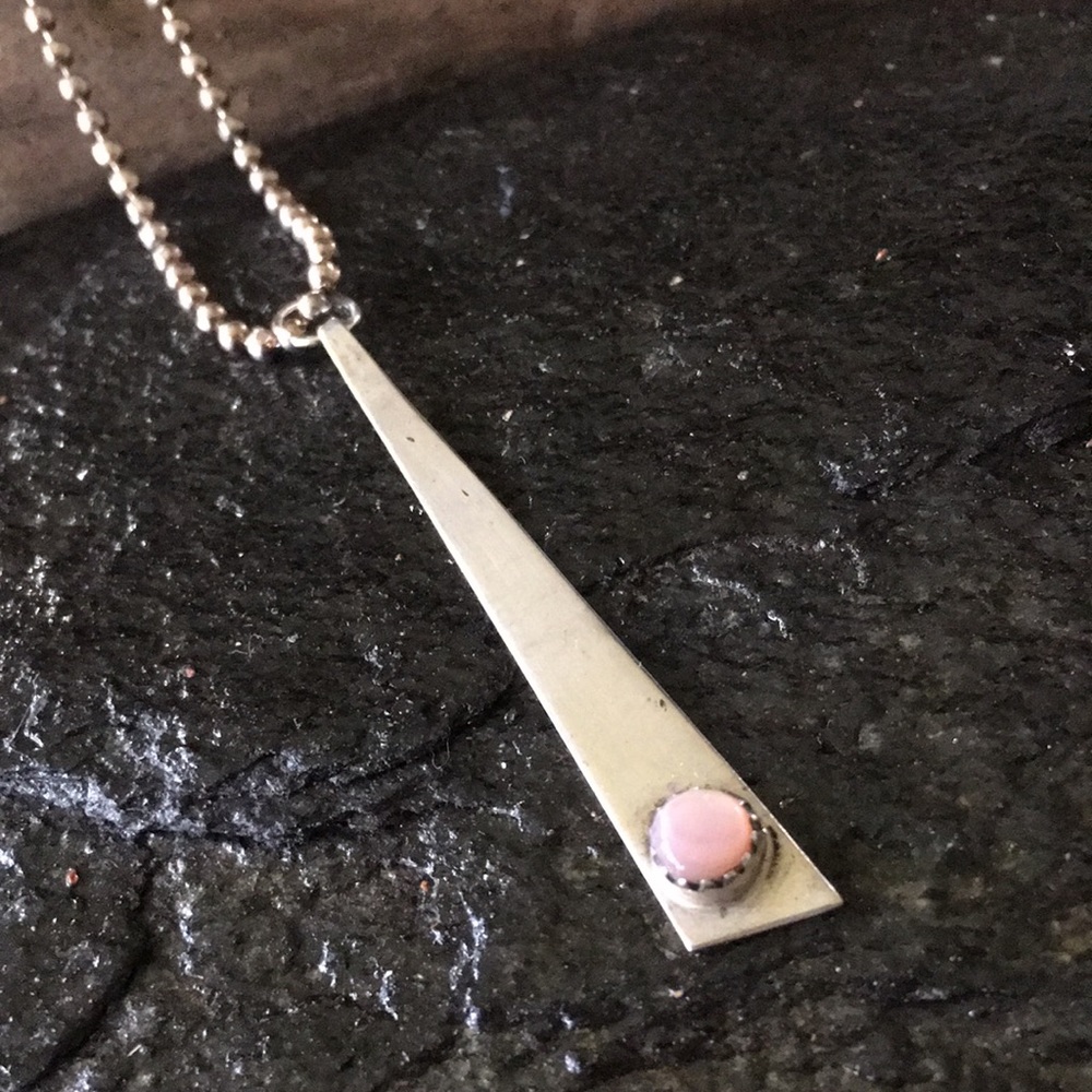 Vintage Native American Mother of Pearl Pendant